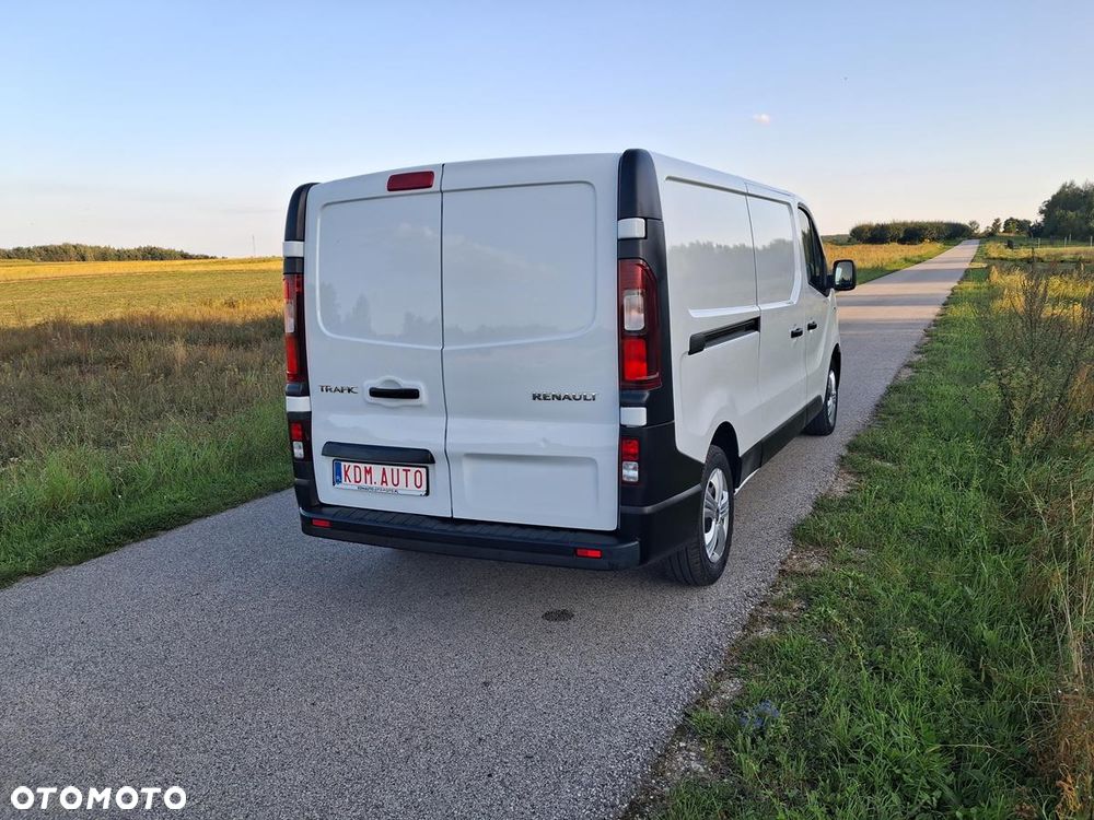 Renault Trafic - 11