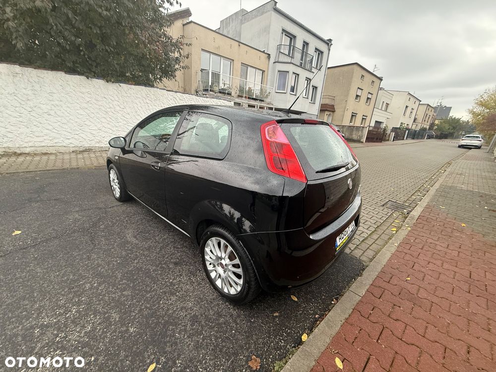 Fiat Grande Punto 1.4 8V Active - 19