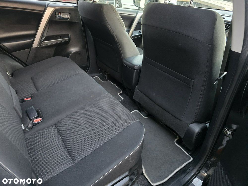 Toyota RAV4 - 14