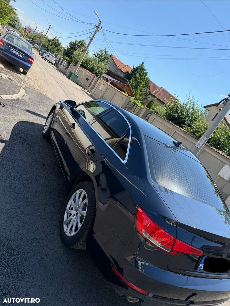 Audi A4 Limuzina 2.0 TDI DPF clean multitronic S line Sportpaket - 4