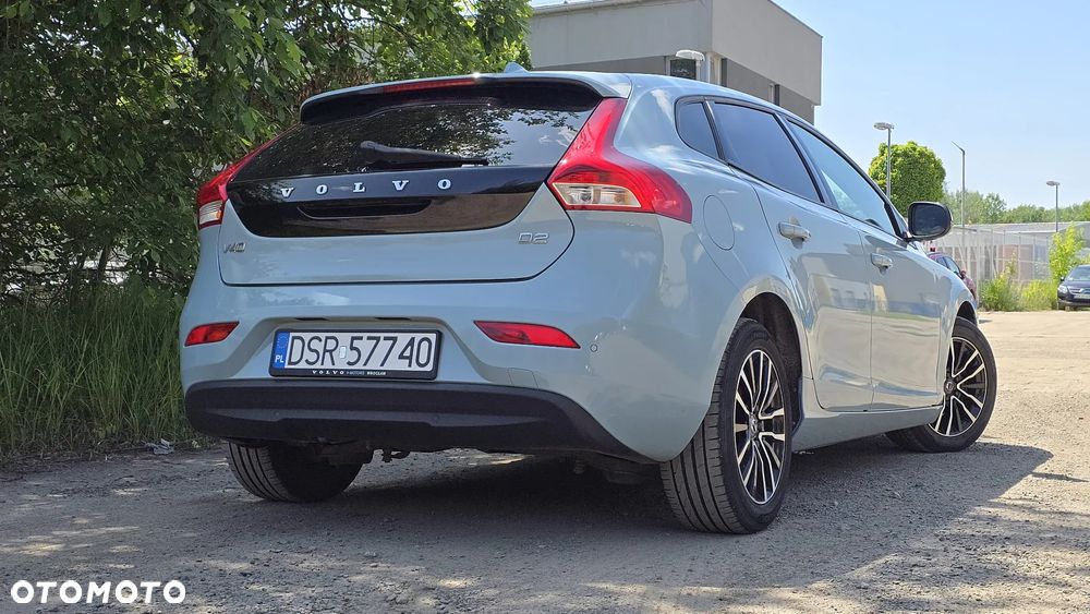 Volvo V40 D2 Drive-E Momentum - 8