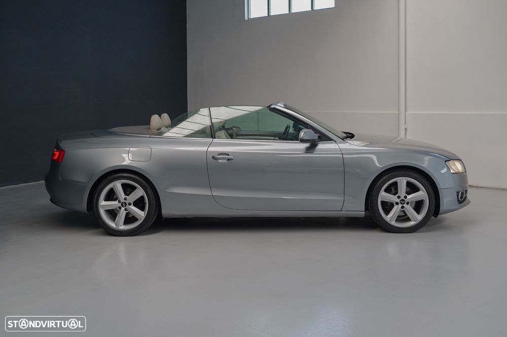 Audi A5 Cabrio 2.0 TDi - 8