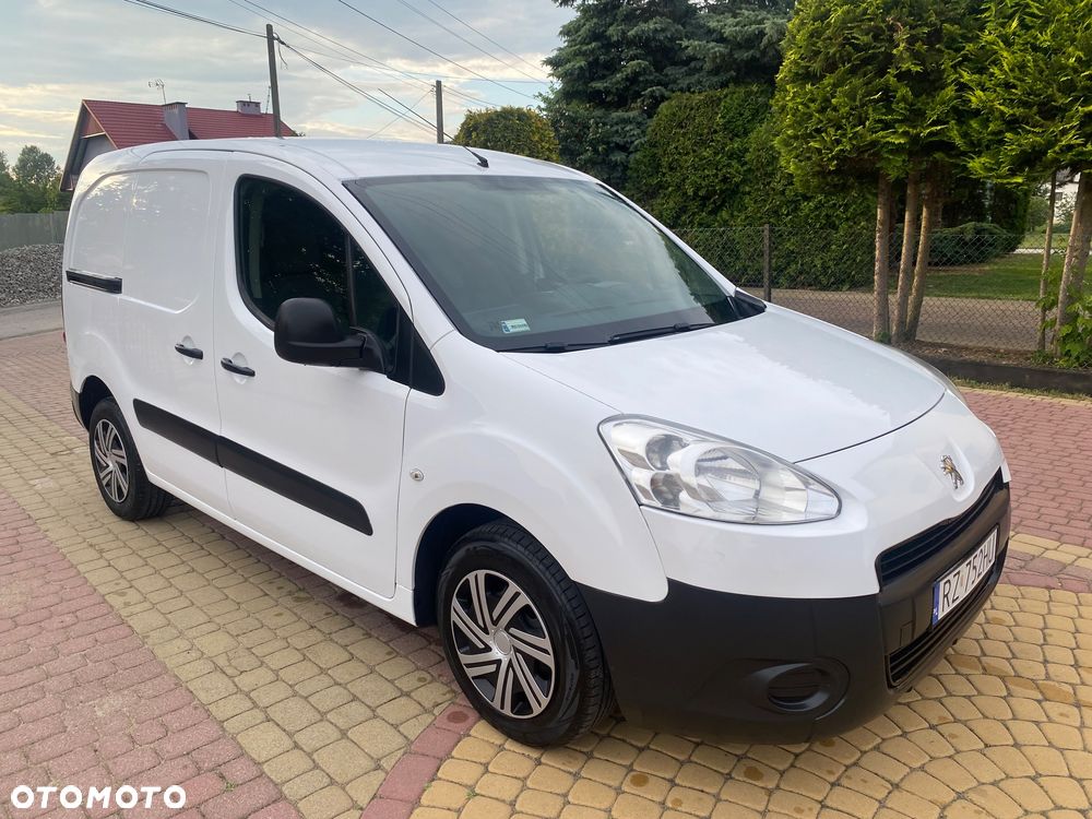 Peugeot PARTNER 1.6HDI 3-osobowy zakupiony w slonie w Rzeszowie - 13