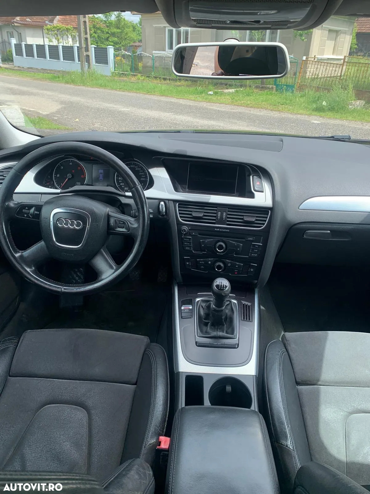 Audi A4 Avant 2.0 TDI - 10