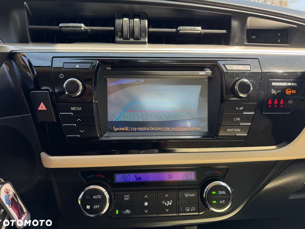 Toyota Corolla 1.6 Active EU6 - 33