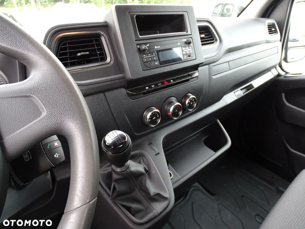 Renault MASTER  SKRZYNIA na bliźniaku - 28