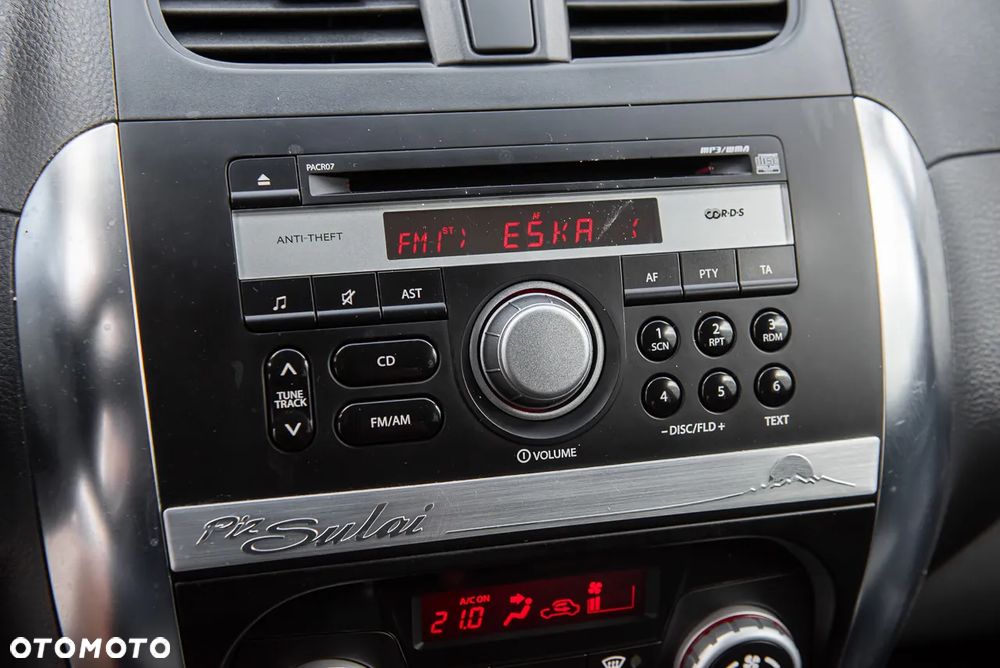 Suzuki SX4 1.6 Premium - 20