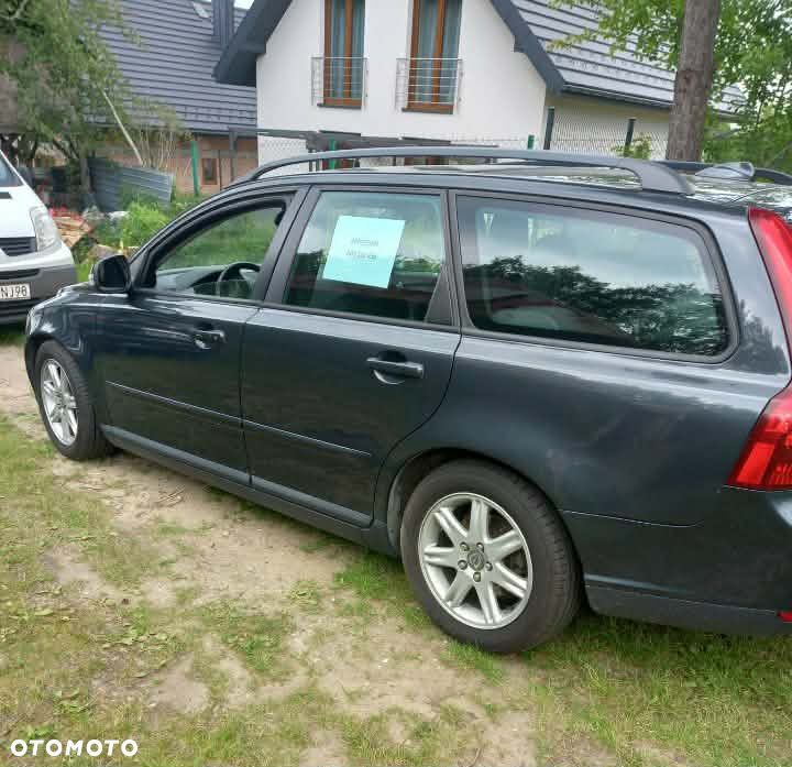 Volvo V50 - 1