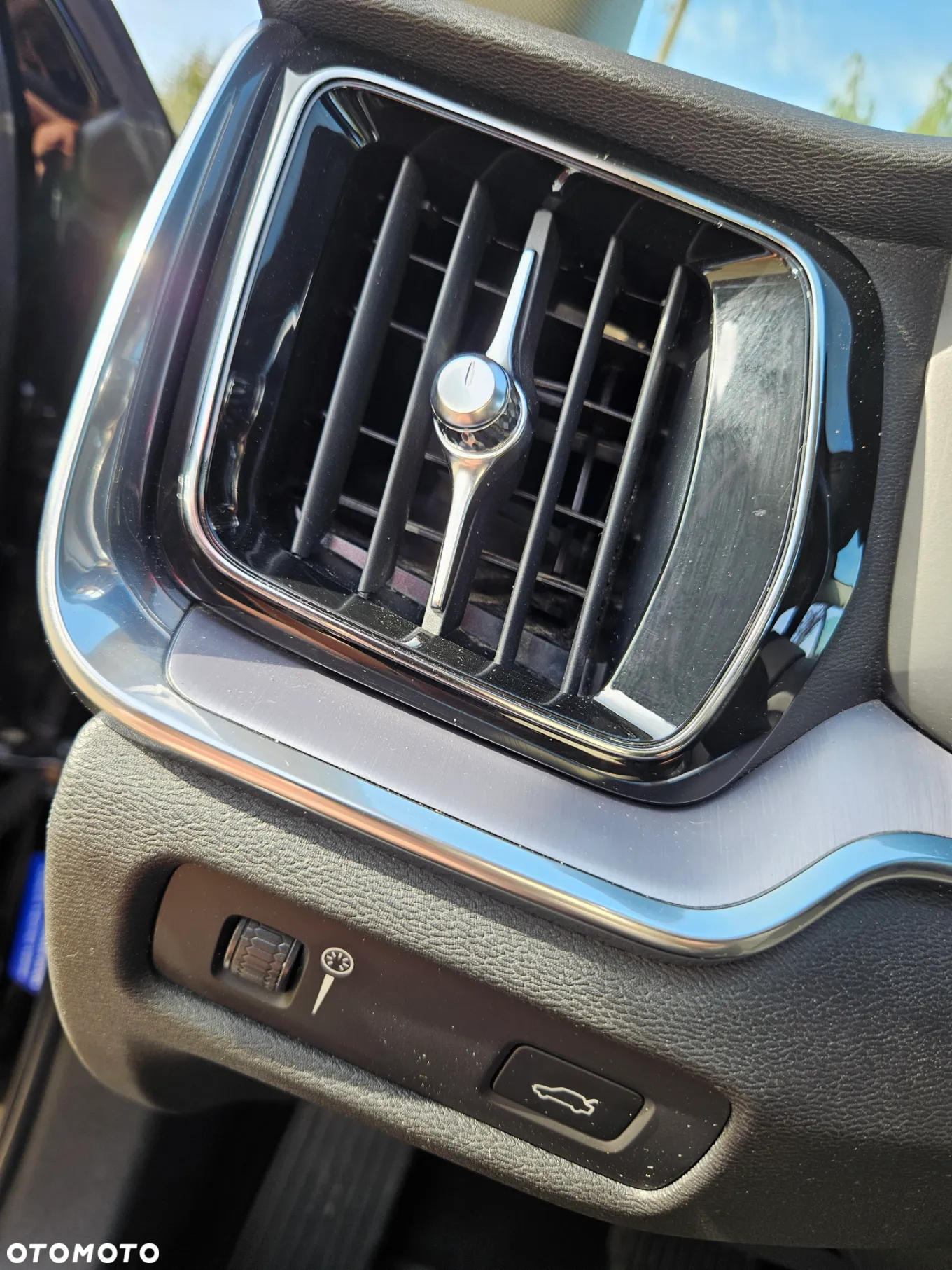 Volvo V60 D4 Momentum Pro - 16