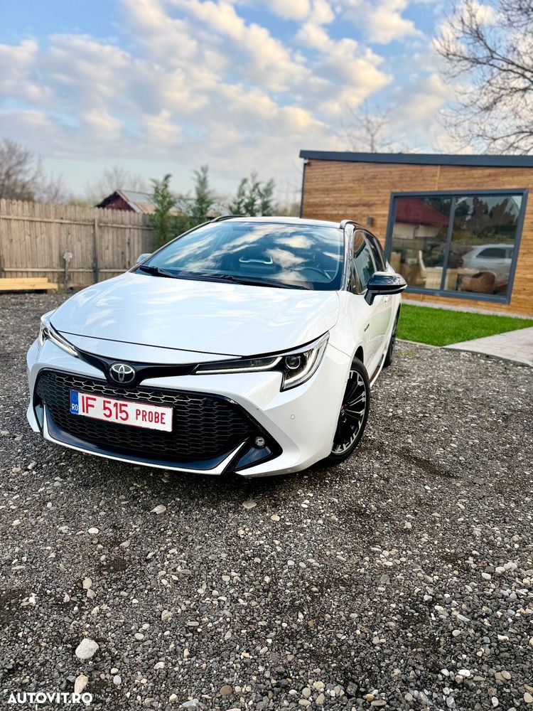 Toyota Corolla 1.8 HSD Dynamic GR Sport - 12