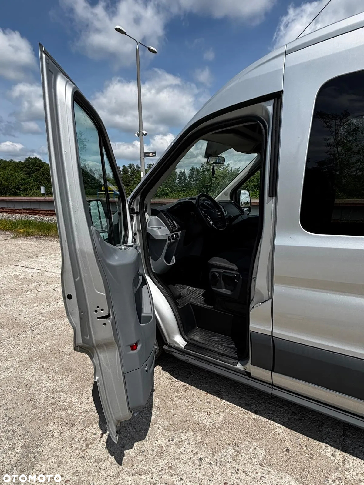 Ford Transit - 17