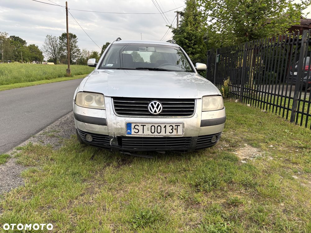 Volkswagen Passat 1.9 TDI Comfortline - 1