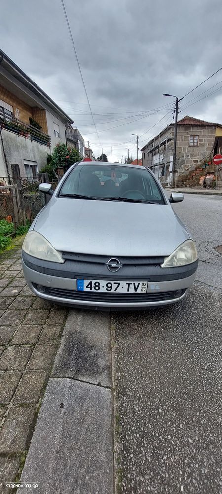 Opel Corsa 1.2 16V City - 11