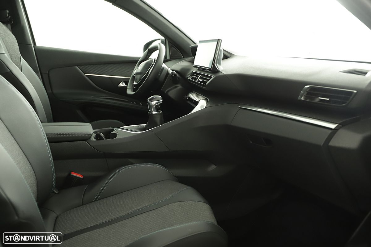Peugeot 3008 1.2 PureTech Allure Pack - 22
