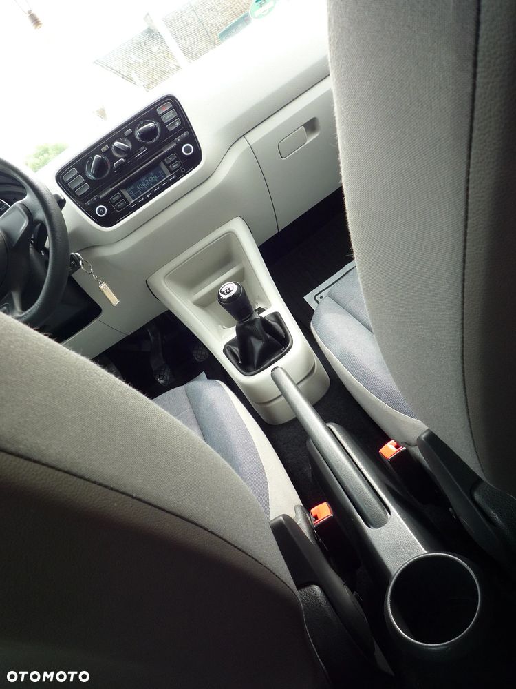 Volkswagen up! 1.0 move - 26