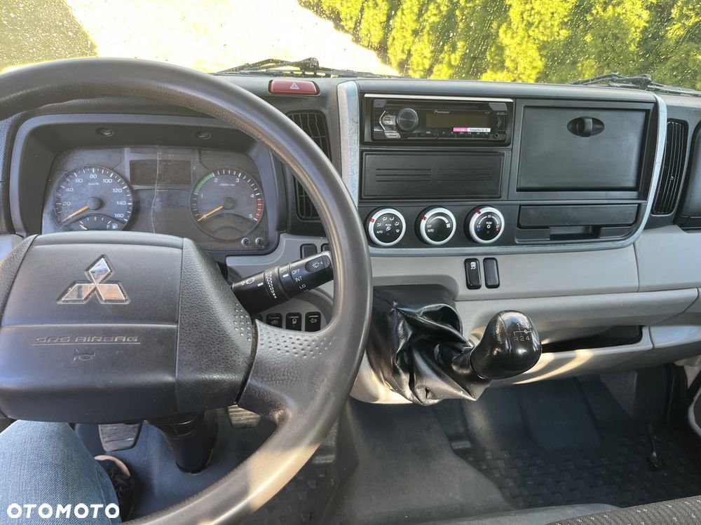 Mitsubishi Fuso Canter - 9