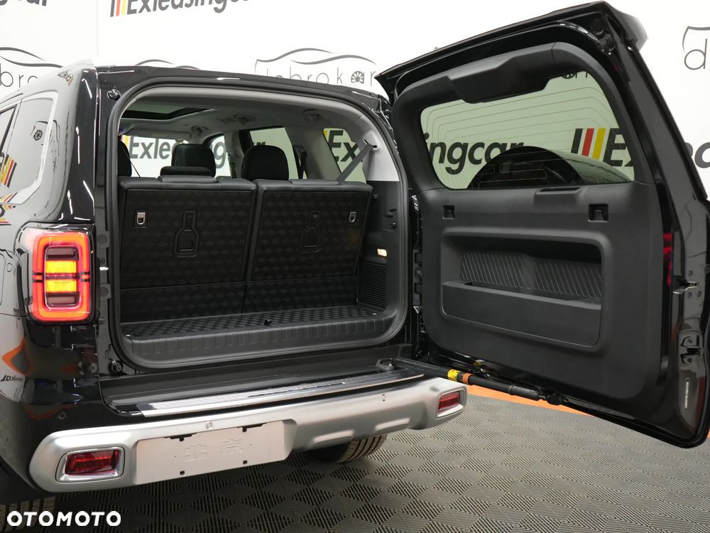 BAIC BJ60 mHEV Flagship 4x4 - 38