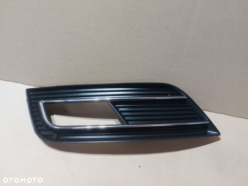 KRATKA ZDERZAKA ATRAPA LEWA AUDI A4 B8 LIFT  2012-2015 8K0807681B - 1