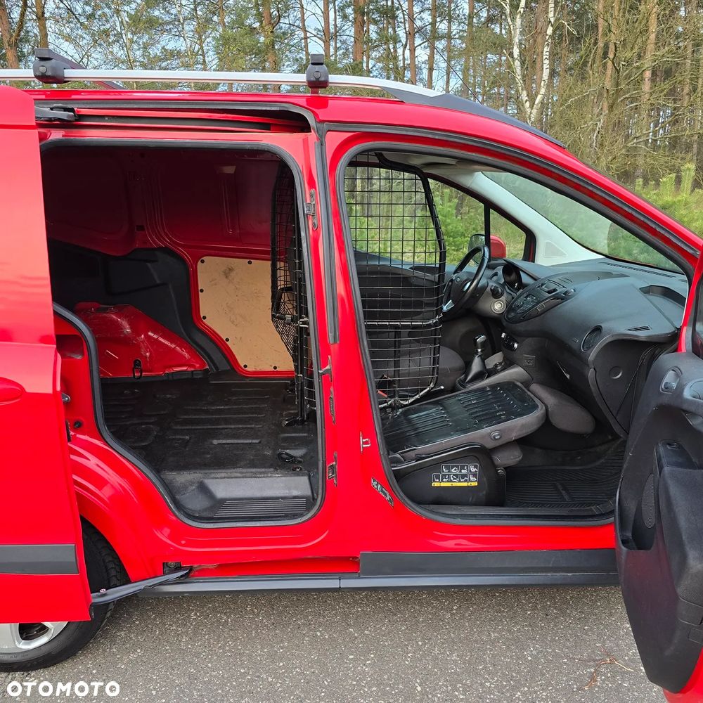 Ford TRANSIT COURIER - 13