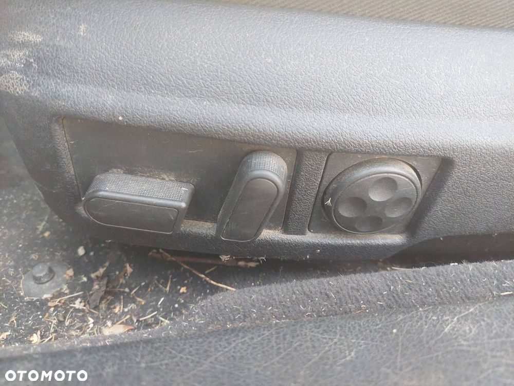 FOTELE KOMPLET LEWY PRAWY KANAPA TYŁ + BOCZKI AUDI A6 C5 - 7