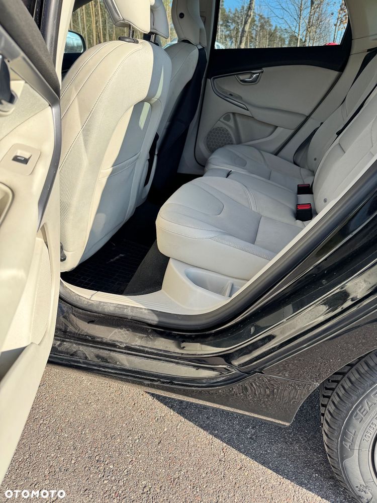 Volvo V40 T3 Kinetic - 7