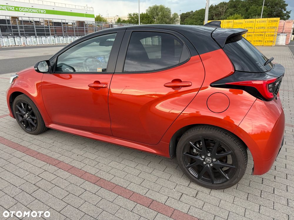 Toyota Yaris Hybrid 1.5 Executive - 4