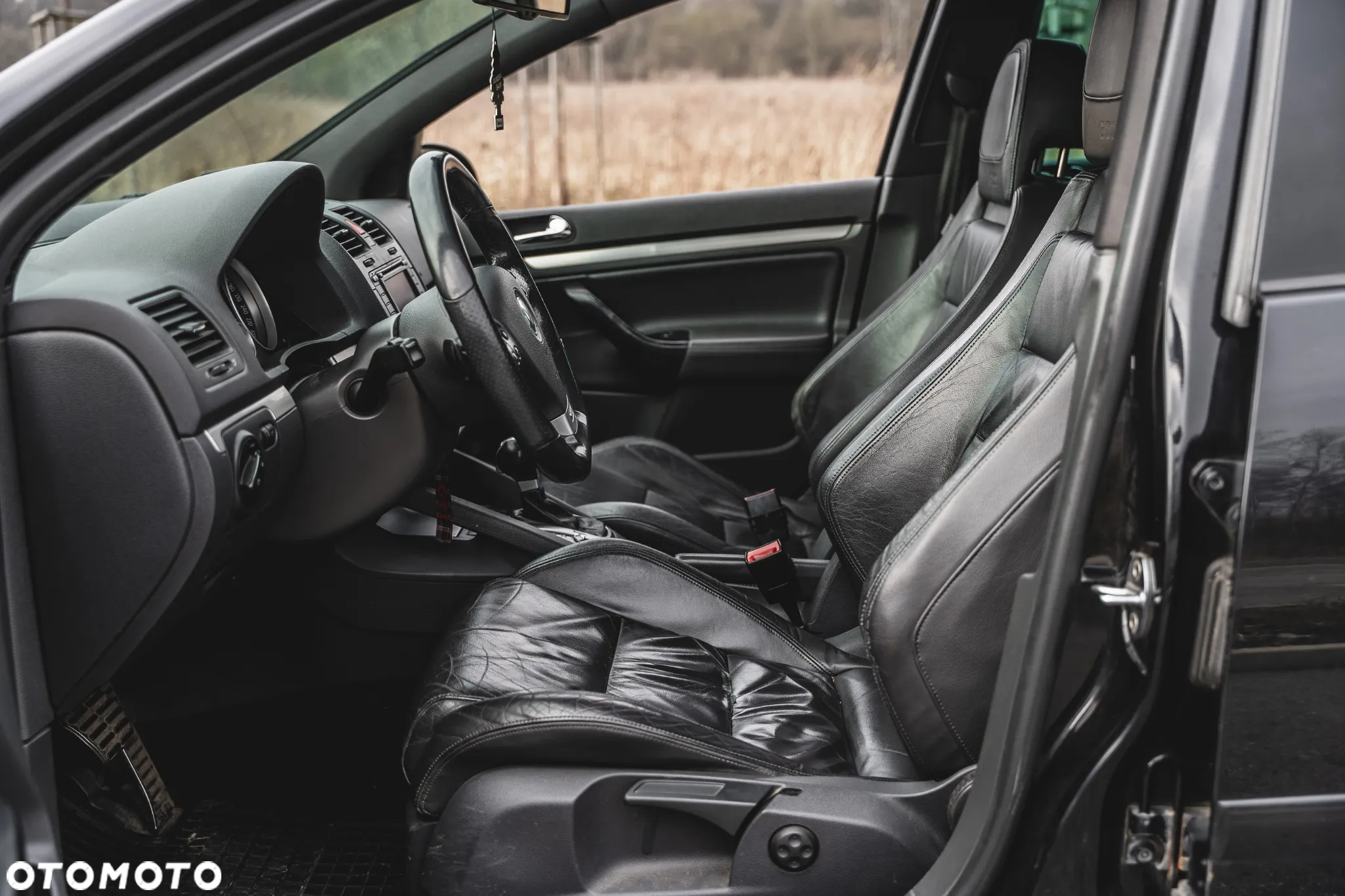 Volkswagen Golf 2.0 GTI DSG - 17
