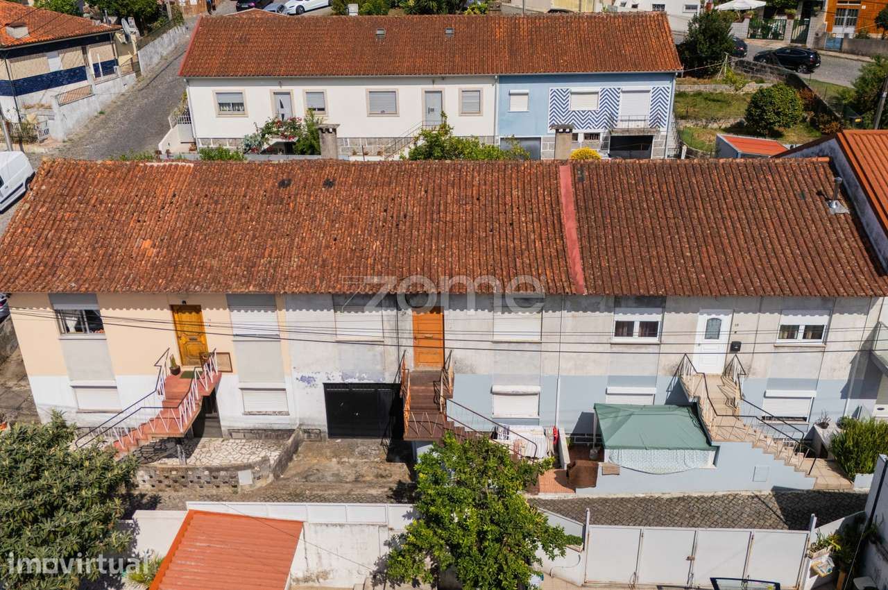 3 Moradias em banda com logradouro, em Dume - Braga - Grande imagem: 2/27