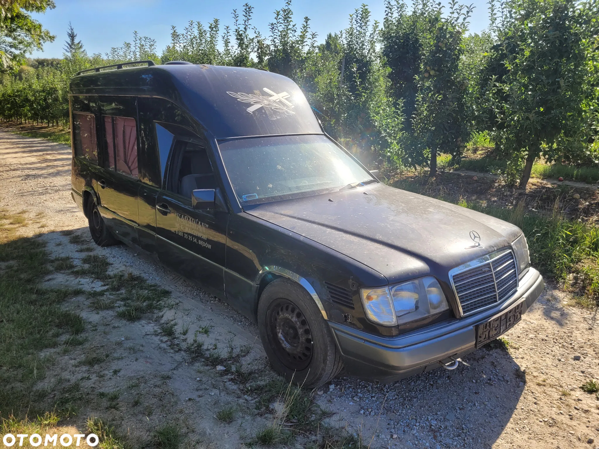 mercedes w124 karawan maska zderzak lampa grill błotnik drzwi zbiornik paliwa szyba lusterko - 2