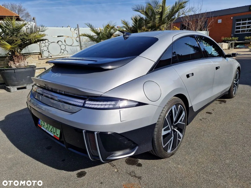 Hyundai IONIQ 6 - 13