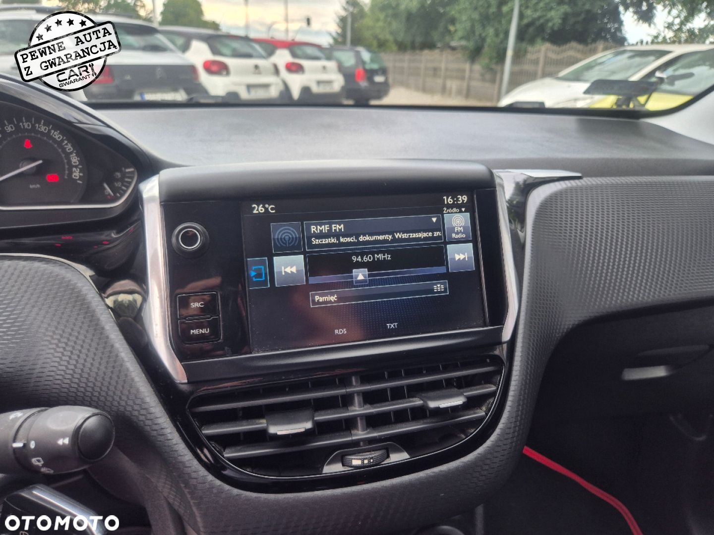 Peugeot 208 - 30