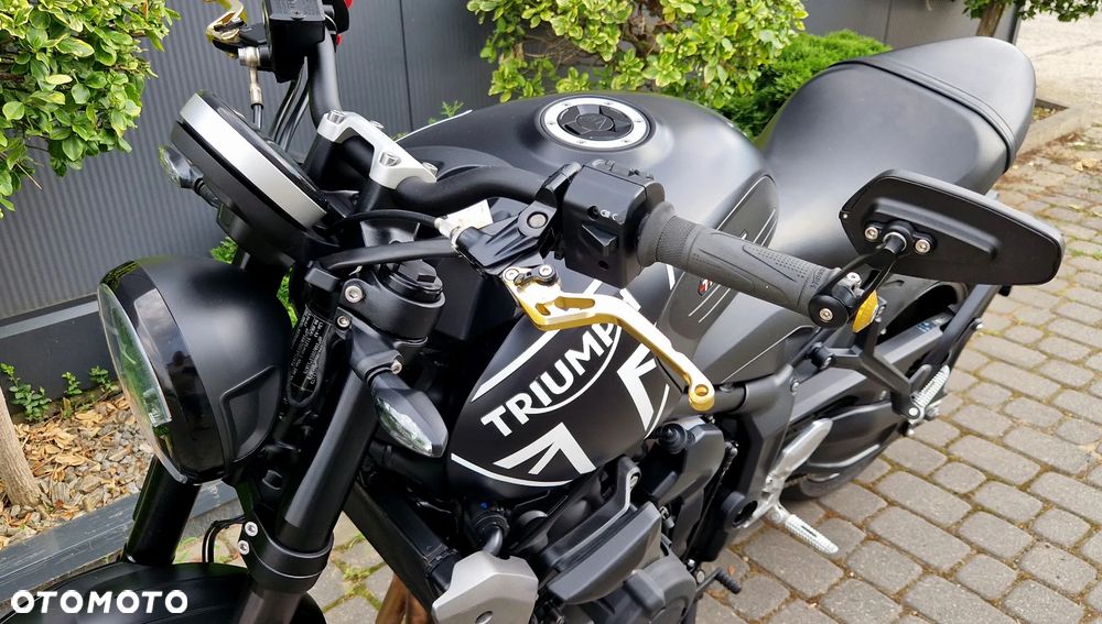 Triumph Trident - 28