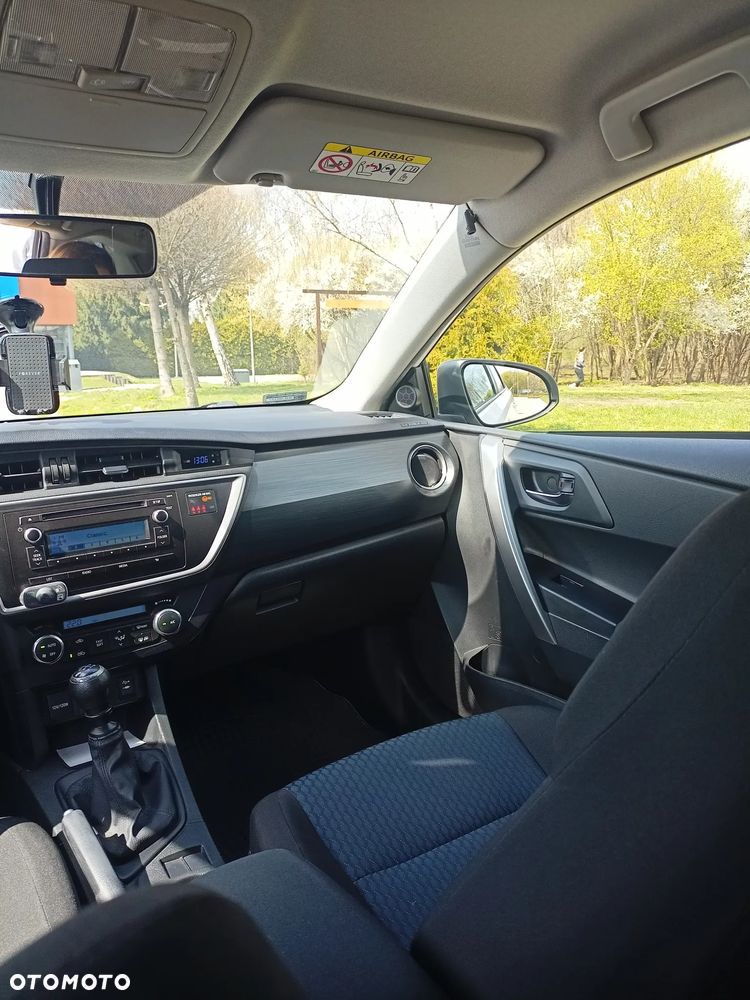 Toyota Auris 1.6 Active - 10