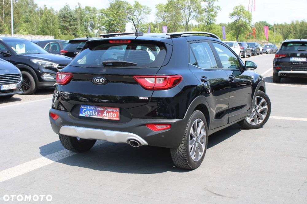 Kia Stonic - 6