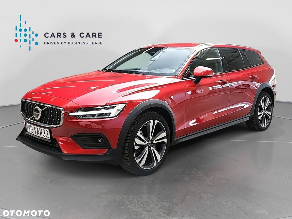 Volvo V60 Cross Country - 3