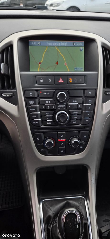 Opel Astra 1.4 Turbo 150 Jahre - 29
