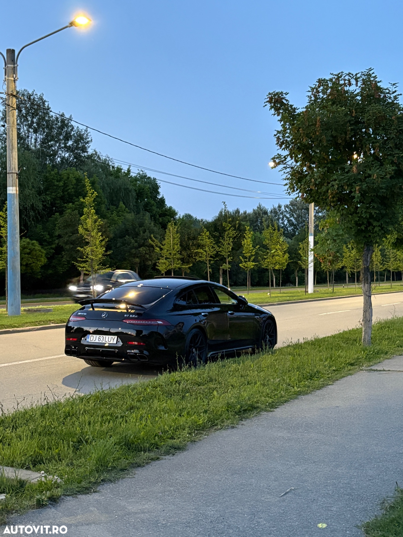 Mercedes-Benz AMG GT-S 63 4MATIC+ - 16