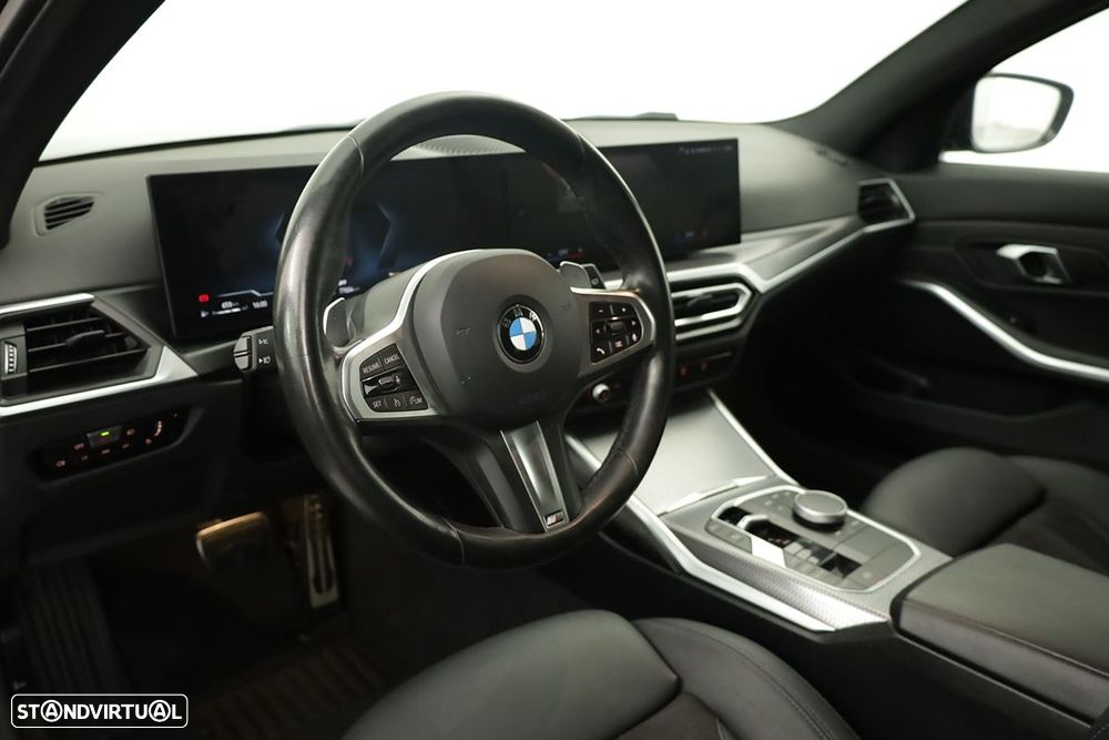 BMW 320 d Pack Desportivo M Auto - 7