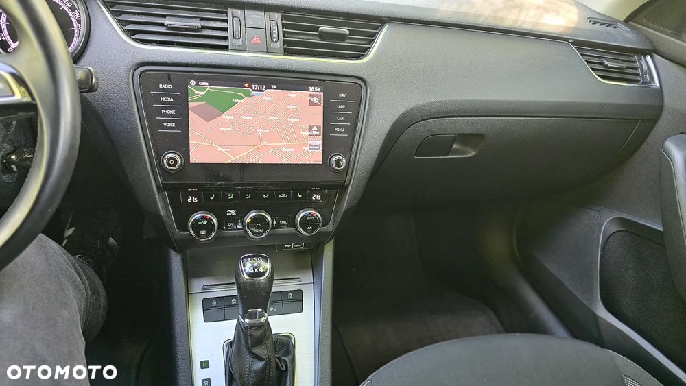 Skoda Octavia 1.8 TSI 4x4 Edition DSG - 13