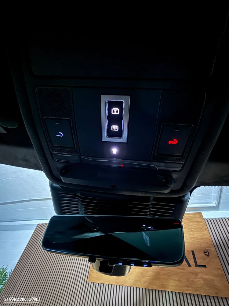 Land Rover Range Rover Evoque P300e Autobiography - 23