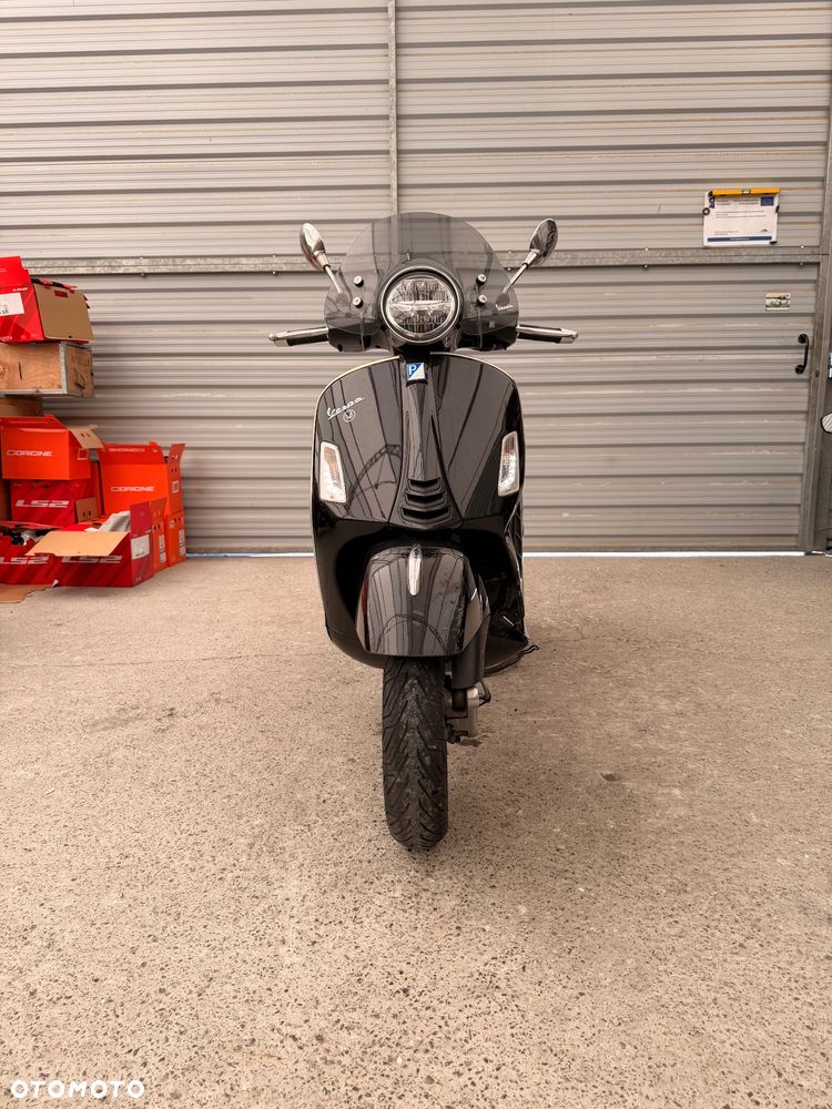Vespa GTS - 2