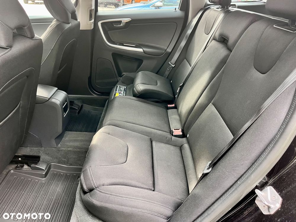 Volvo XC 60 D3 Inscription - 25
