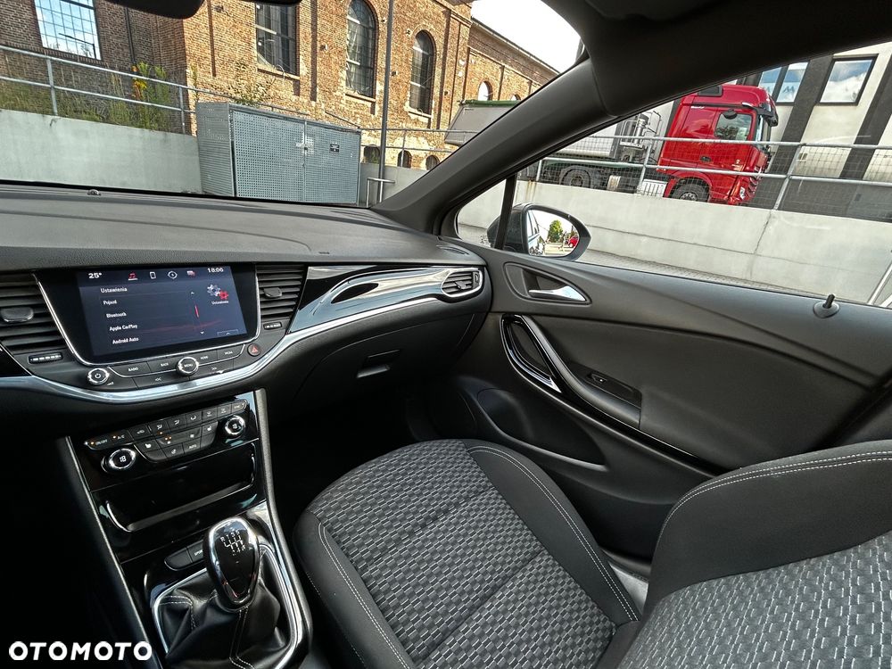 Opel Astra 1.4 T Dynamic - 29