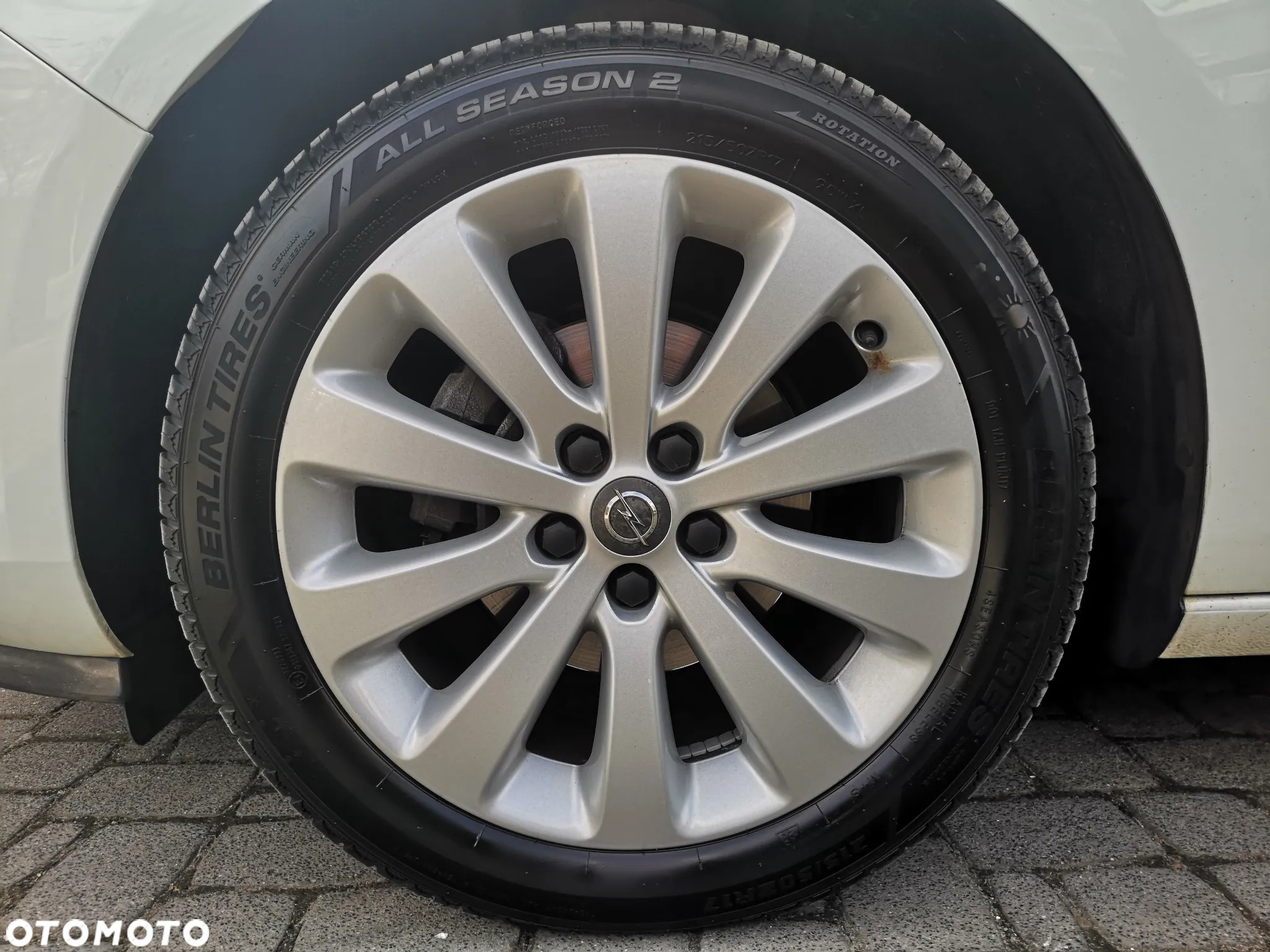 Opel Astra 1.6 Innovation - 29