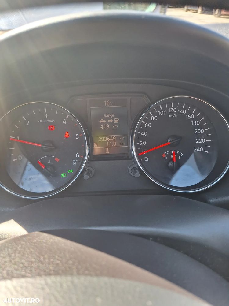 Nissan Qashqai+2 - 5