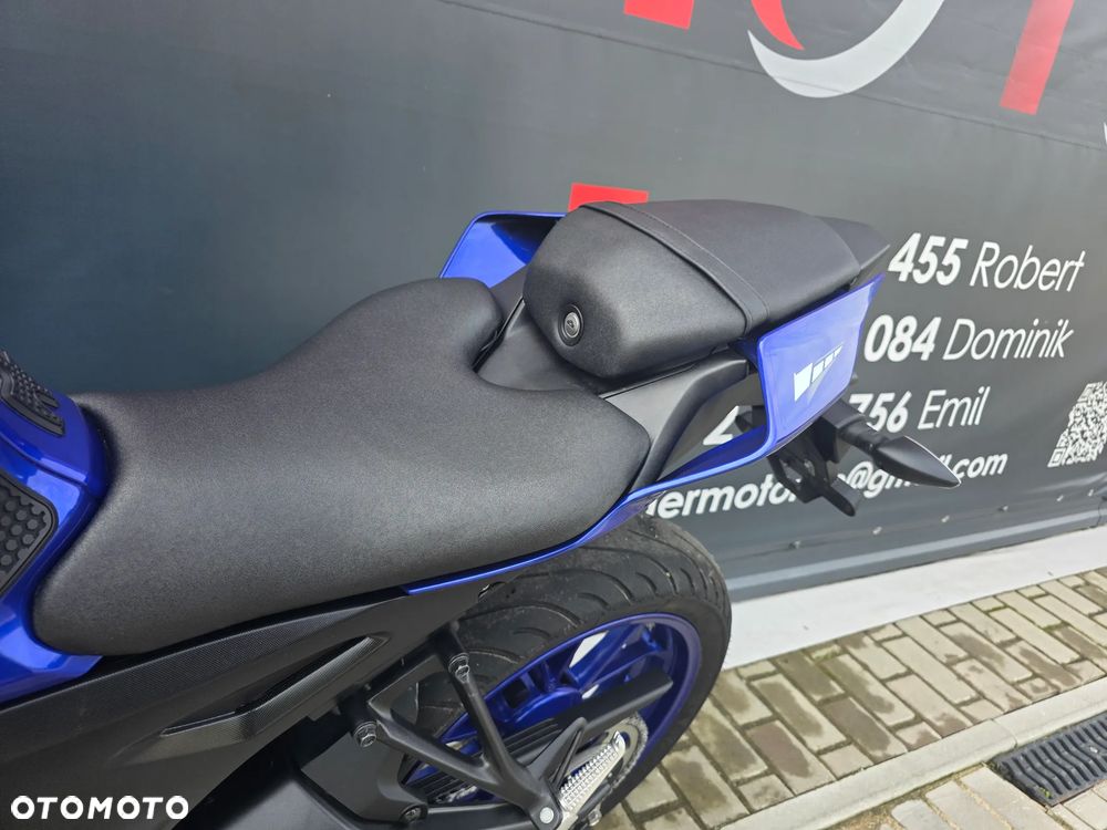Yamaha YZF - 20