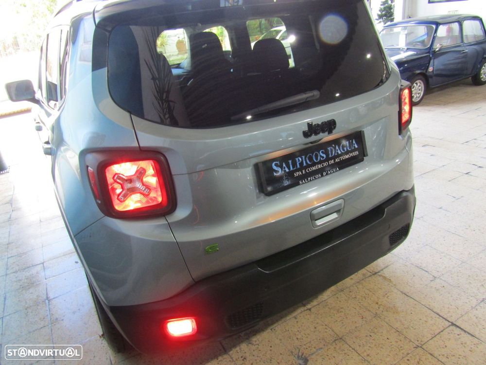 Jeep Renegade 1.5 TG e-Hybrid Upland DCT - 10