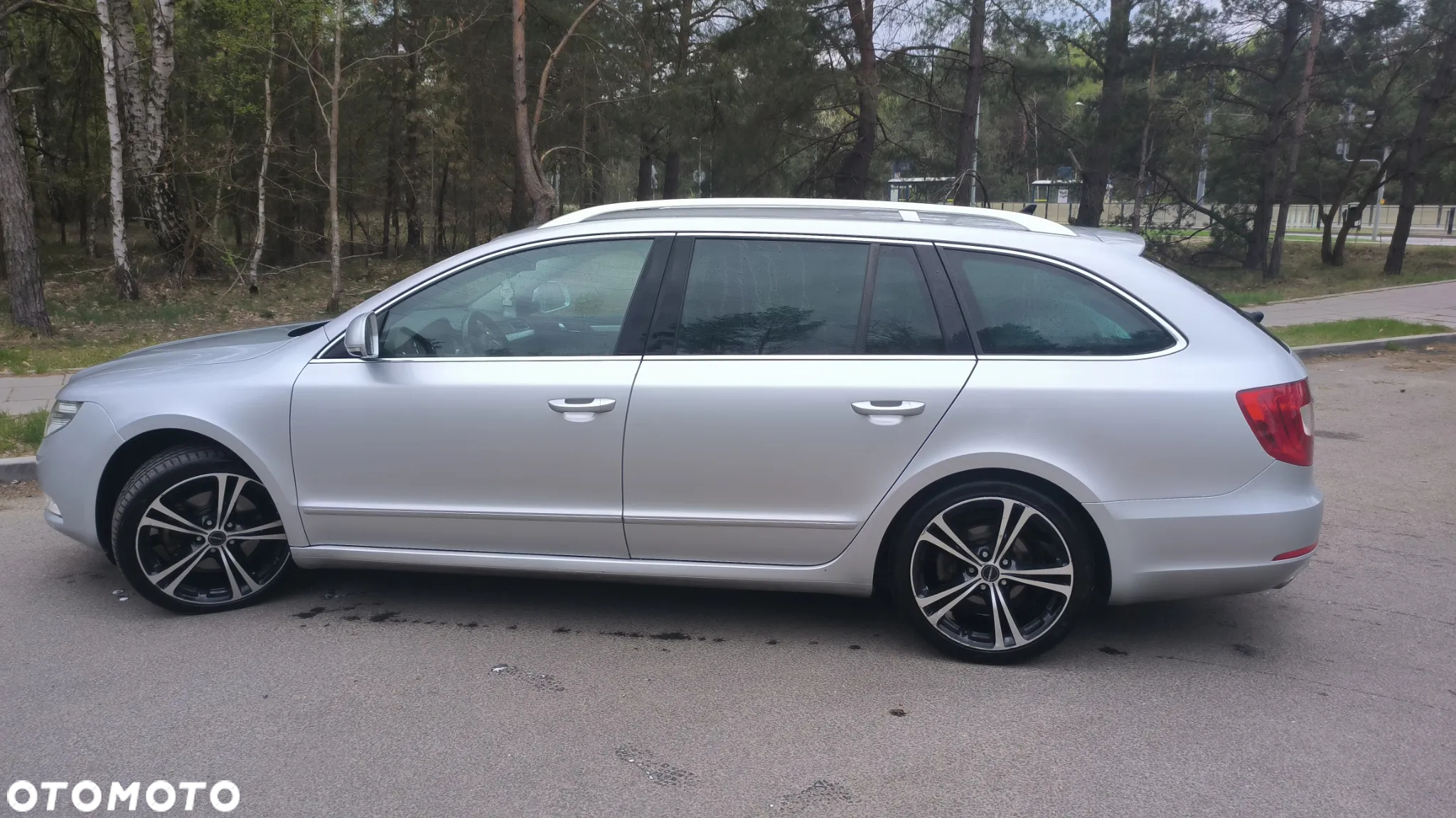 Skoda Superb 2.0 TDI Elegance DSG - 31