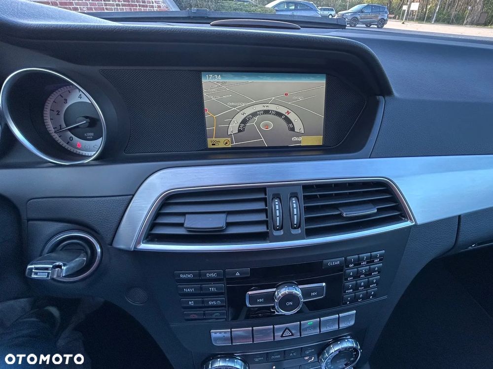 Mercedes-Benz Klasa C - 37