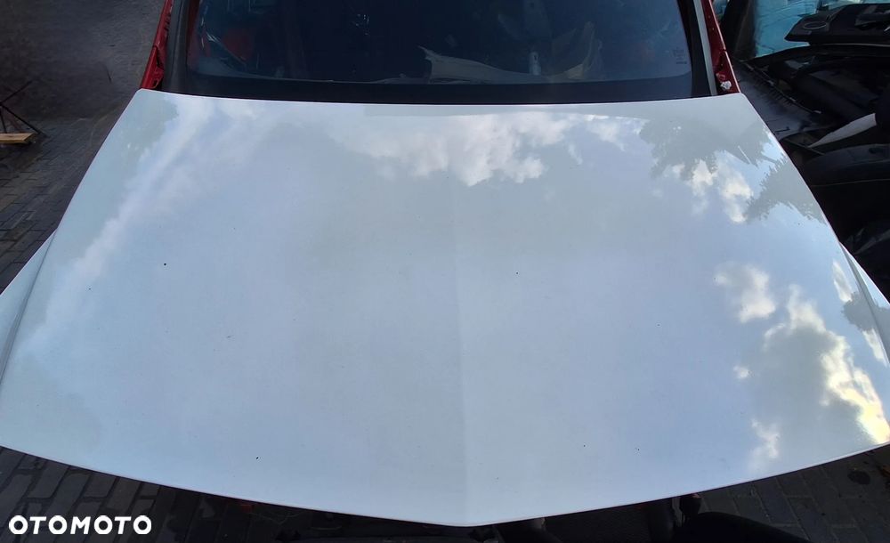 MERCEDES B-KLASA W246 MASKA POKRYWKA SILNIKA KOLOR 650 - 15